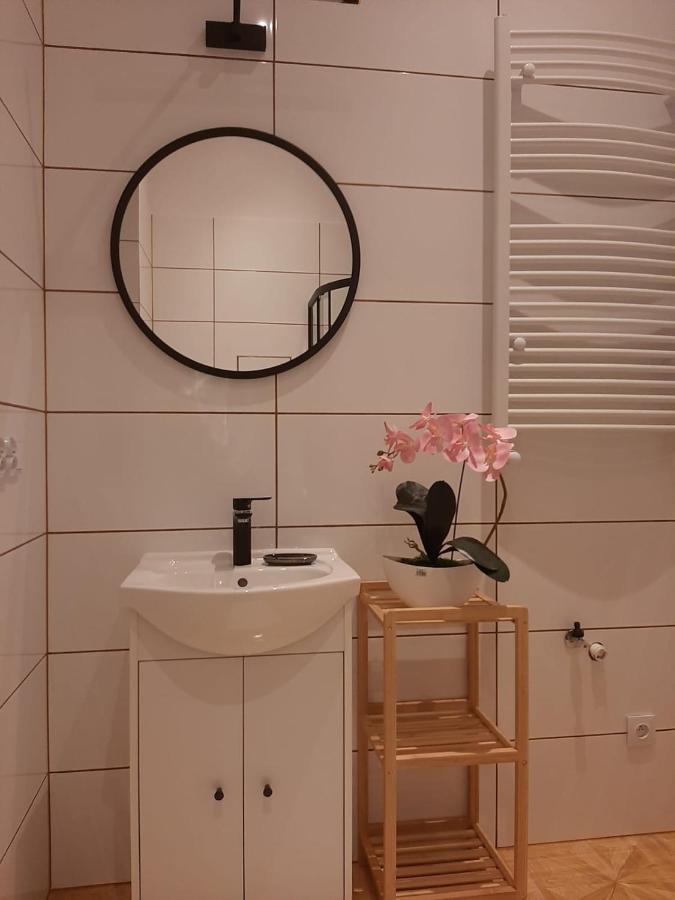 Apartamenty Jednosci 46 Breslavia Exterior foto