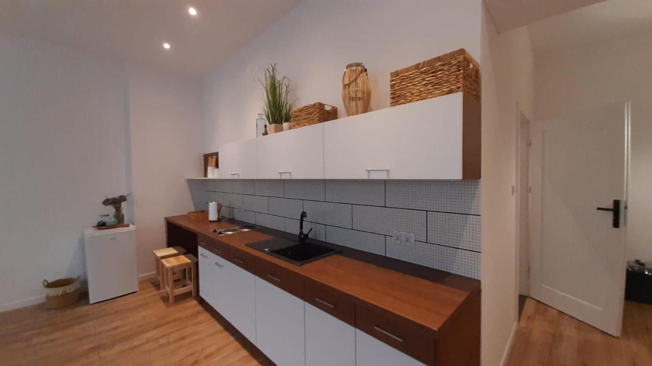 Apartamenty Jednosci 46 Breslavia Exterior foto